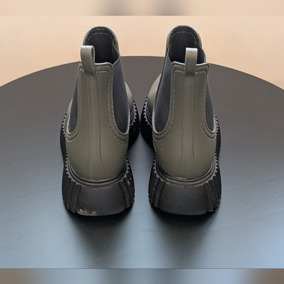 Army Green Boots - Picture 7 of 7